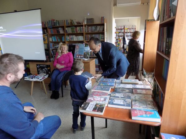 DSCN4993 XXII Ogólnopolski Tydzień Bibliotek pod hasłem „Biblioteka. Lubię tu być”