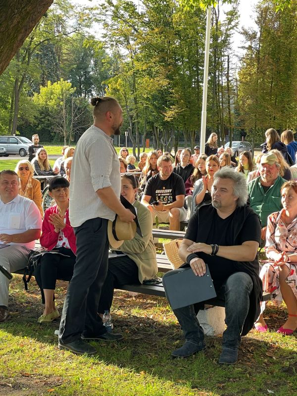 8 Odolanów czyta Jana Kochanowskiego