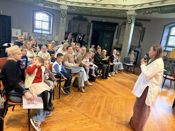 05E65B59-97BB-4F66-B6E8-32DB8CAF4F59_1_102_oMądrze i z humorem